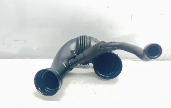 Mercedes-Benz E W211 Turbo air intake inlet pipe/hose A6460940297
