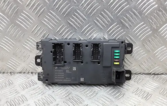 BMW 1 F20 F21 Fuse module 6135932970001