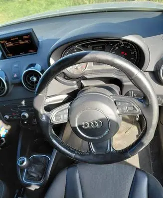 Audi A1 Steering wheel