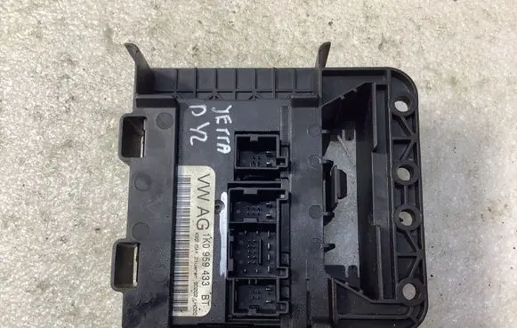 Volkswagen Jetta V Comfort/convenience module 1K0959433BT