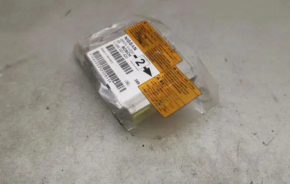Nissan Primera Airbag control unit/module 0285001420 98820AV200