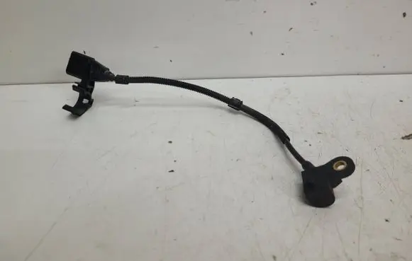 Volkswagen PASSAT B6 Crankshaft position sensor 9805940