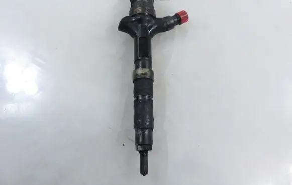 Toyota Corolla E120 E130 Fuel injector 2367027020