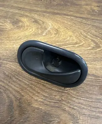 Renault Master III Rear door interior handle 8247310579