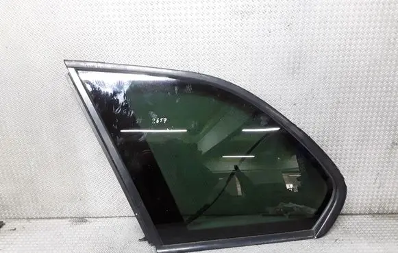 BMW X5 E53 Rear side window