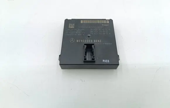 Mercedes-Benz S W221 Gateway control module A2219006702 A2219020802 A2219016900