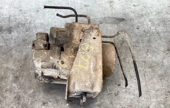 Peugeot 607 ABS Pump 1928402624