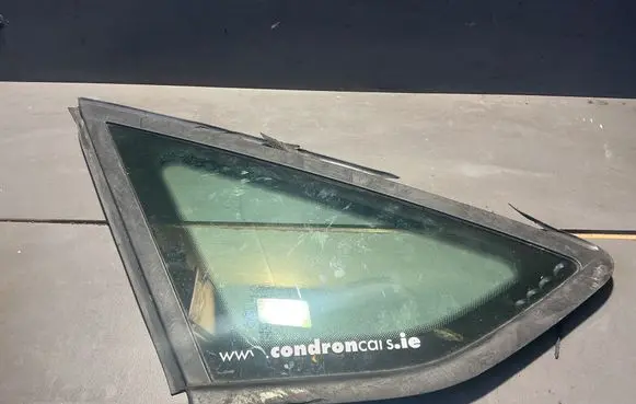 Ford Focus Rear side window BM51A297B01A 43R001582 DOT682AS2M3240