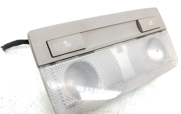 Chevrolet Orlando Front seat light 16735201 316627975