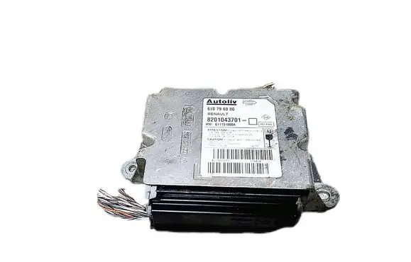Renault Clio III Airbag control unit/module 8201043701