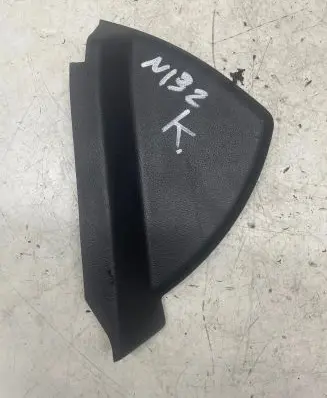 Mercedes-Benz C W204 Dashboard side end trim A2046800178 107214