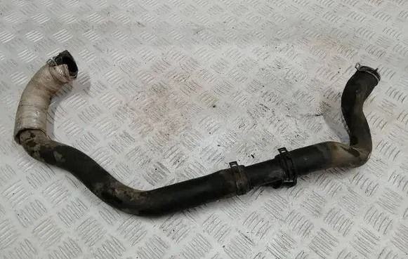 Engine coolant pipe/hose