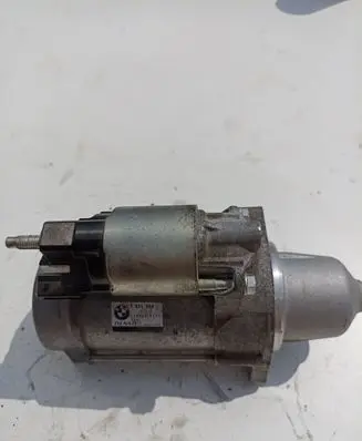BMW 5 F10 F11 Starter motor 4280009130 7631558
