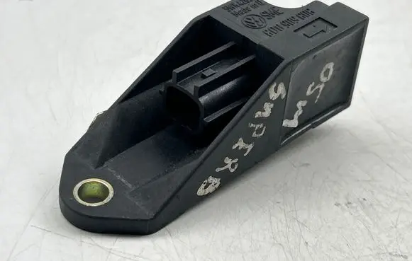Skoda Superb B5 (3U) Airbag deployment crash/impact sensor 5WK42895 6Q0909606