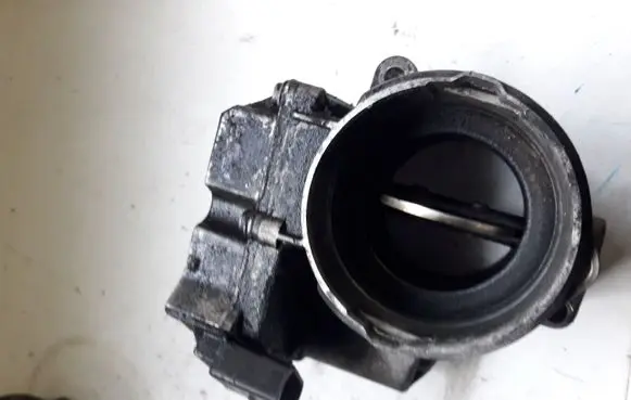 Audi A6 S6 C6 4F Engine shut-off valve 