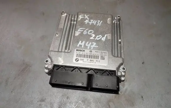 BMW 5 E60 E61 Engine control unit/module 13617801711 13617803373 13617808125