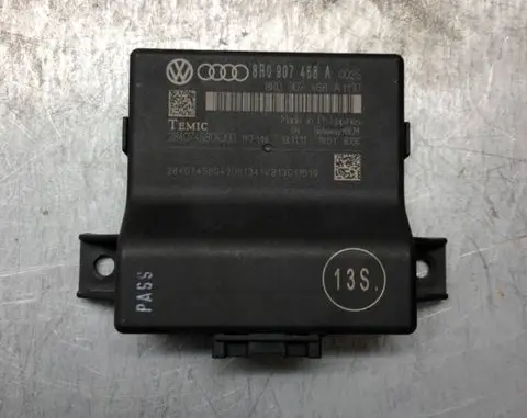 Audi A4 S4 B8 8K Gateway control module 8R0907468A 2840745804300