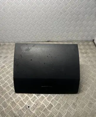 KIA Sorento Glove box