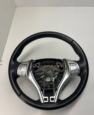 Nissan Navara D23 Steering wheel