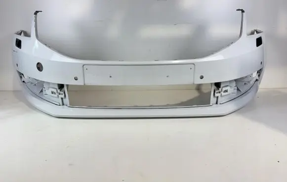 Skoda Octavia Mk3 (5E) Front bumper 5E0807221N