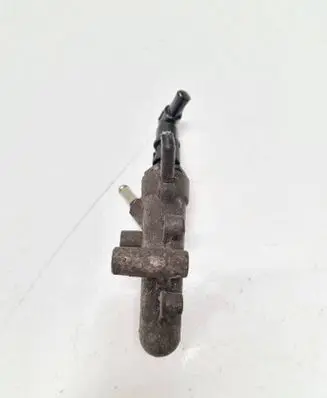 Opel Zafira B Fuel pressure regulator 55202754