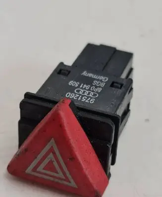 Audi A3 S3 8P Hazard light switch 8P0941509 9751260