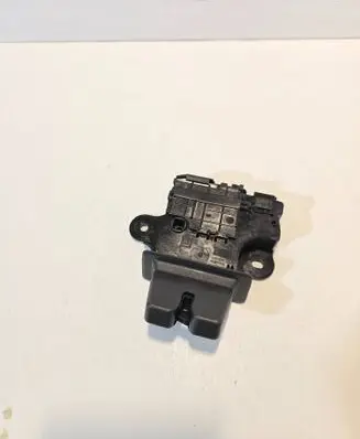 Opel Cascada Tailgate/trunk/boot lock/catch/latch 13501988 643875933 0011300