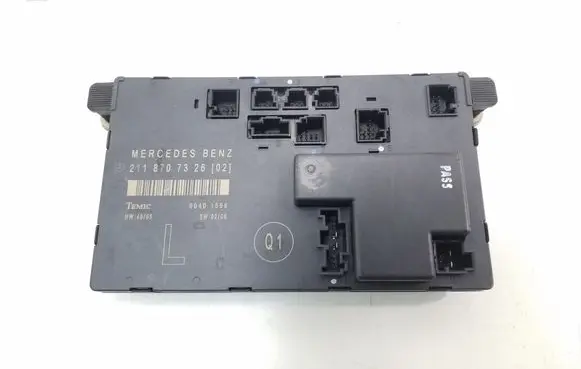 Mercedes-Benz E W211 Door control unit/module A2118707326