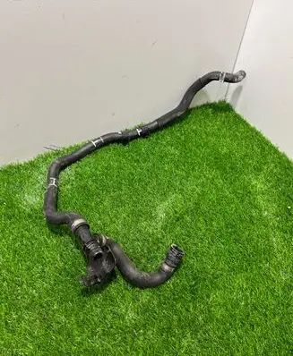 BMW X6 G06 Engine coolant pipe/hose 9398806