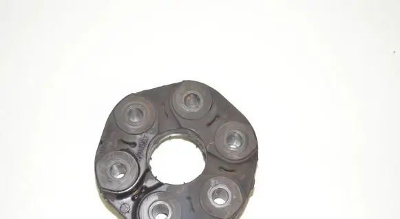 BMW 3 G20 G21 Rear prop shaft donut coupling/joint 8681477 26118681477