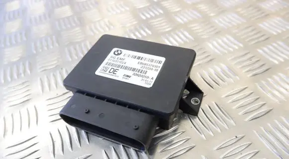 BMW 5 F10 F11 Hand brake control module 6853703