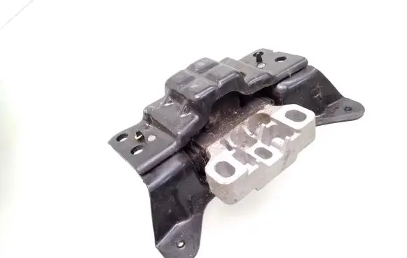 Audi A3 S3 8V Engine mount bracket 5Q0199555R