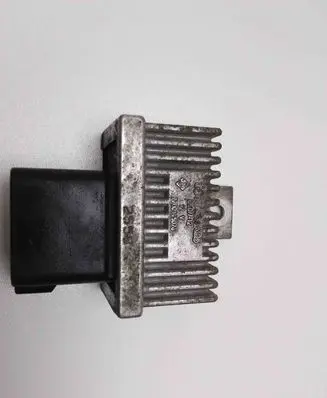 Glow plug pre-heat relay