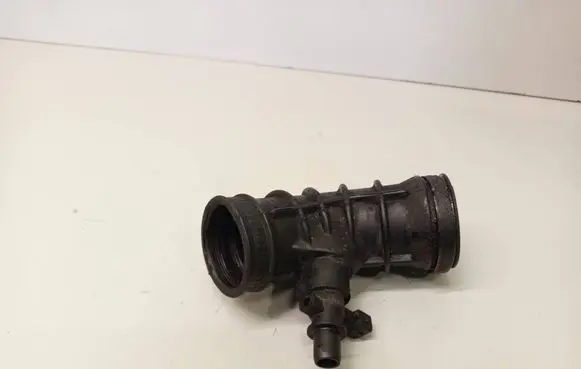 Volvo V70 Turbo air intake inlet pipe/hose 30636854