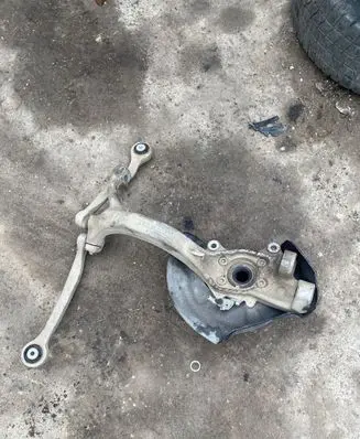 Audi A6 S6 C6 4F Front wheel hub spindle knuckle