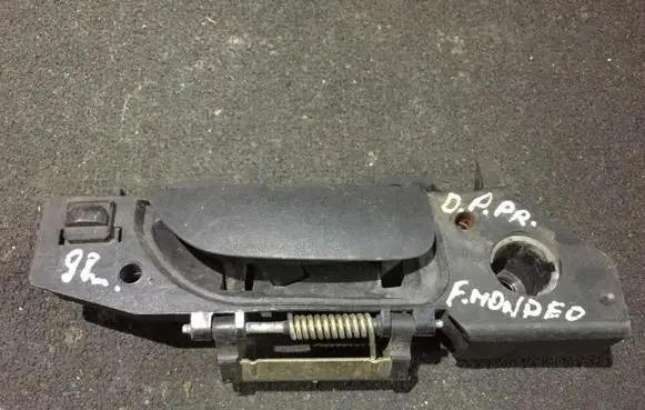 Ford Mondeo MK II Front door exterior handle