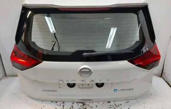 Nissan X-Trail T33 Tailgate/trunk/boot lid NISXTRKLA780293