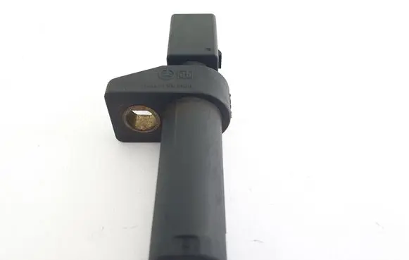 Mercedes-Benz E W211 Crankshaft position sensor 0031532828
