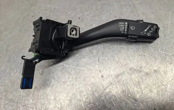 Volkswagen Touran I Wiper control stalk 1K0953519J