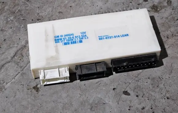 BMW 7 E38 Central body control module 61356913524 60837710HW