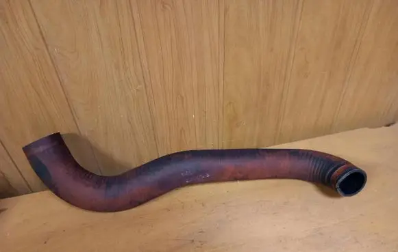 Iveco Daily 6th gen Intercooler hose/pipe 504136611
