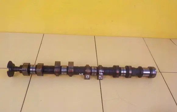 Opel Corsa D Camshaft 