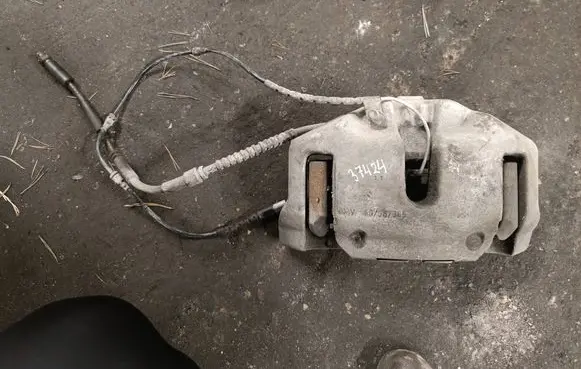 BMW X5 F15 Front brake caliper