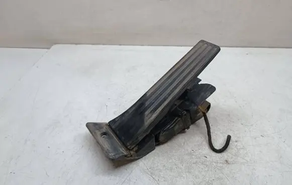 BMW 3 F30 F35 F31 Accelerator throttle pedal 6853176 35426853176