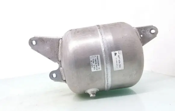Audi A6 Allroad C5 Air suspension tank/reservoir 4Z7616201 15158000013