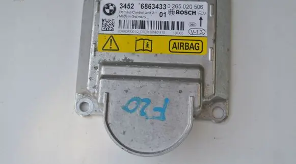 BMW 1 F20 F21 Airbag control unit/module 6863433