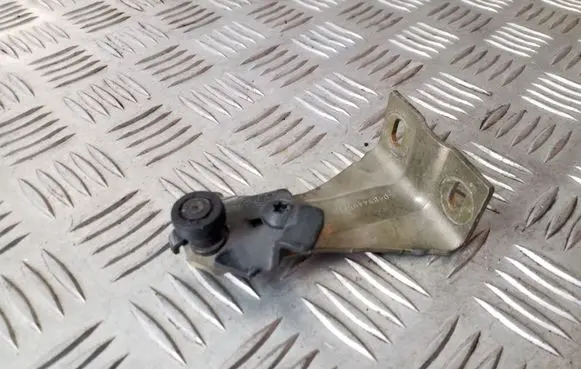 Chrysler Voyager Sliding door upper roller guide/hinge 04894495AA
