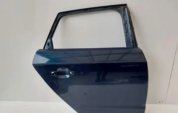 Audi A3 S3 8V Rear door 8V4833124
