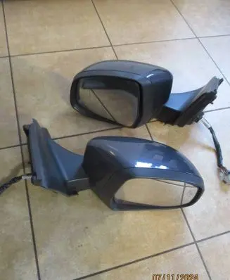 Ford Mondeo MK IV Front door wing mirror part 