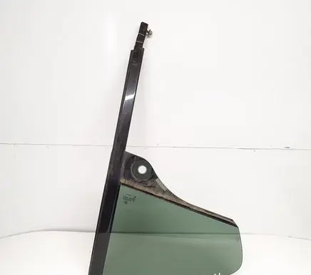 BMW 6 F06 Gran coupe Rear vent window glass 51357276971